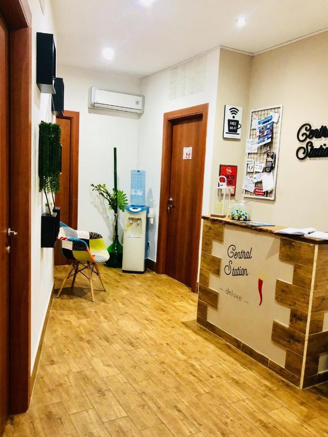 Bed and Breakfast Napoli Central Station Deluxe Екстер'єр фото