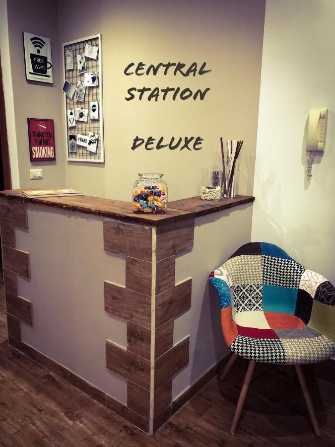 Bed and Breakfast Napoli Central Station Deluxe Екстер'єр фото