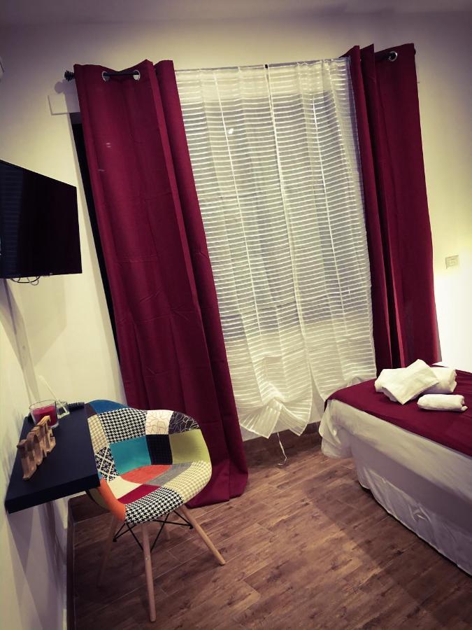 Bed and Breakfast Napoli Central Station Deluxe Екстер'єр фото