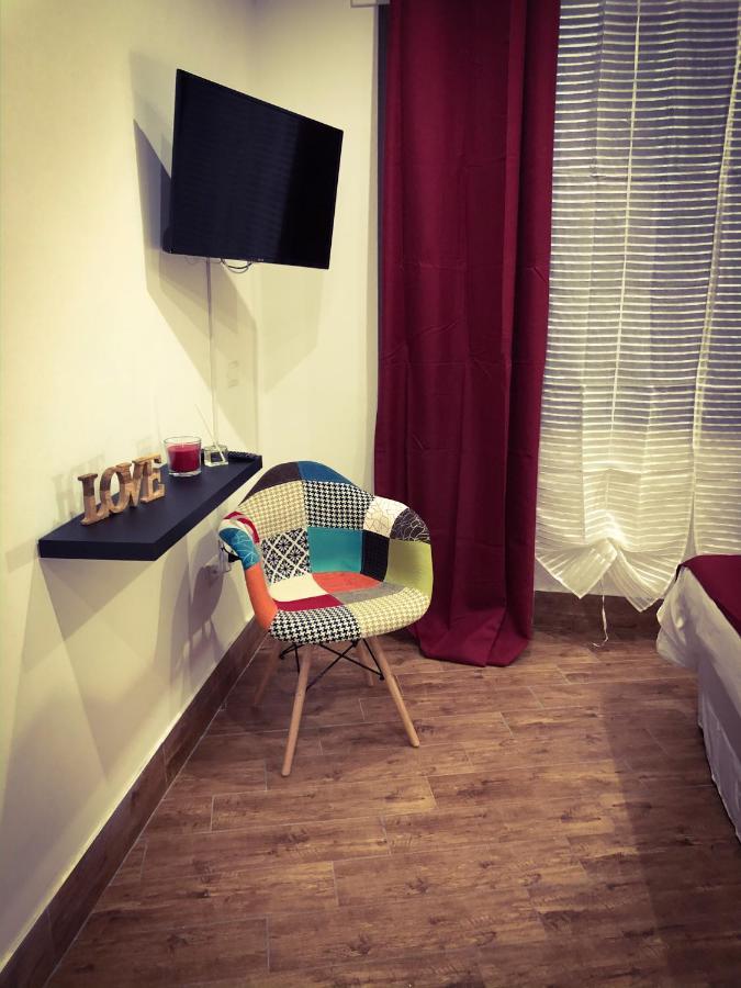 Bed and Breakfast Napoli Central Station Deluxe Екстер'єр фото