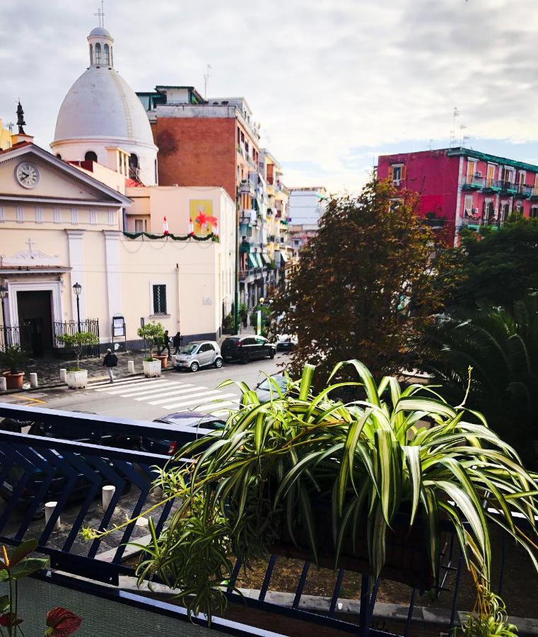 Bed and Breakfast Napoli Central Station Deluxe Екстер'єр фото